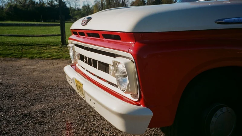 1961 Ford F-250 23