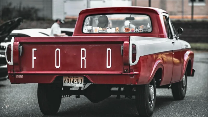 1961 Ford F-250 28
