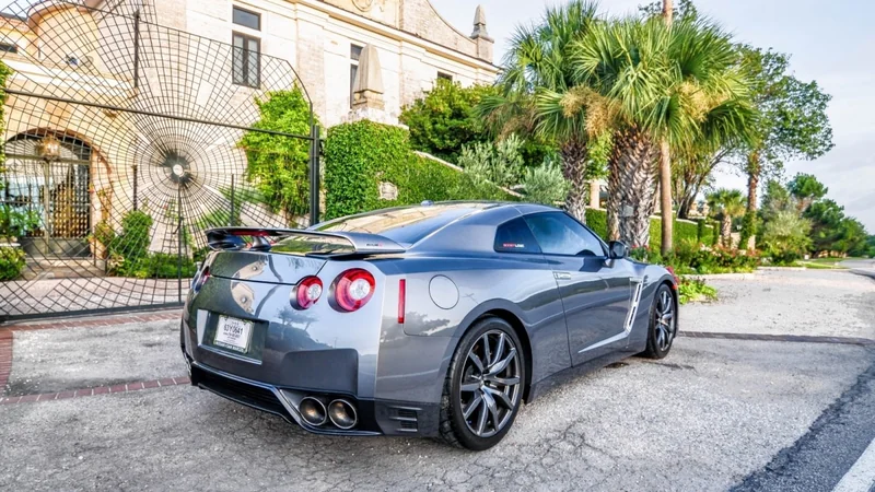 2015 Nissan GT-R