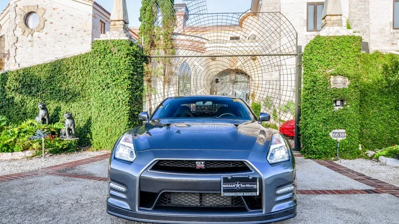 2015 Nissan GT-R