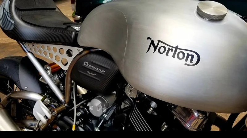 2017 Norton Dominator 9