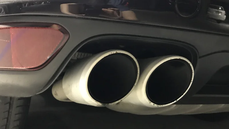 2011 Porsche Cayenne Turbo 8