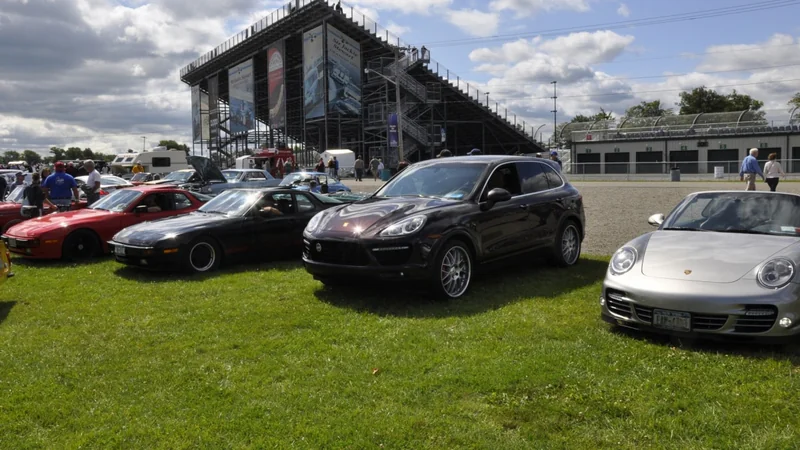 2011 Porsche Cayenne Turbo 4