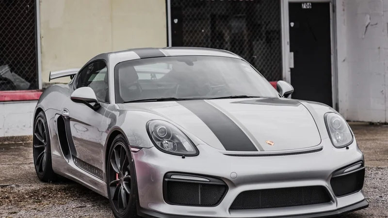 2016 Porsche Cayman GT4