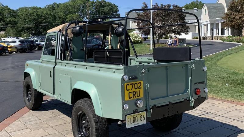 1986 Land Rover Defender 110 4