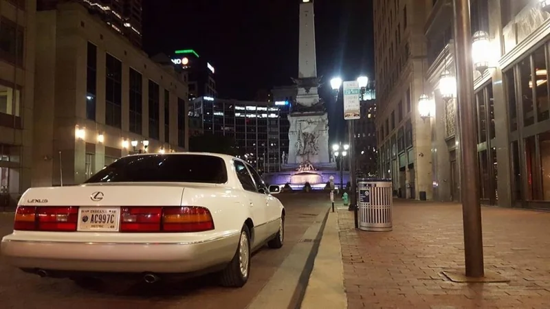 1990 Lexus LS400 5