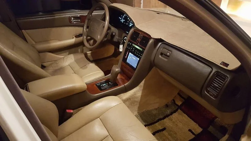 1990 Lexus LS400 6