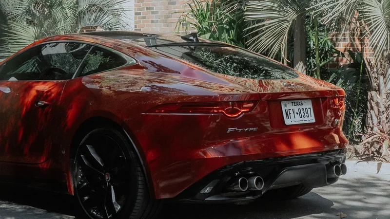 2015 Jaguar F-Type 4