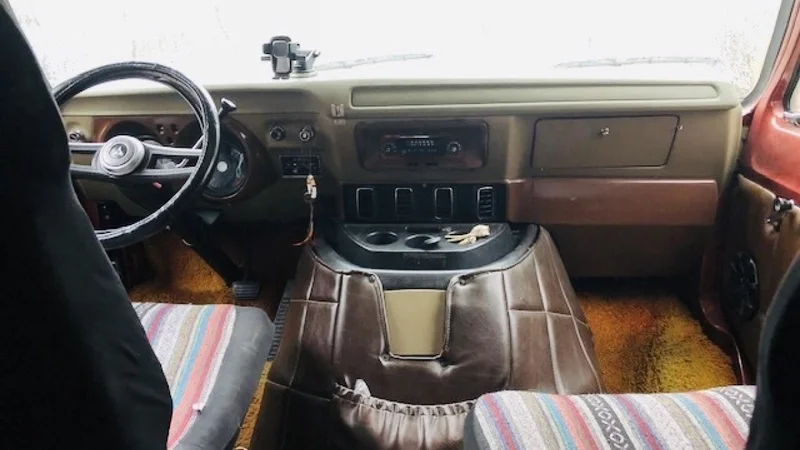 1977 Dodge Tradesman 9