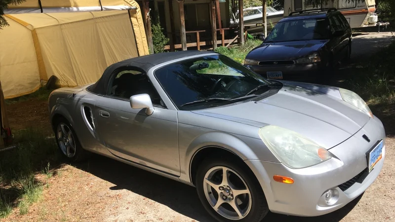 2003 Toyota MR2 Spyder 5
