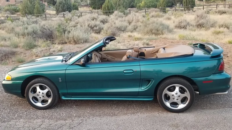 1997 Ford Mustang 2