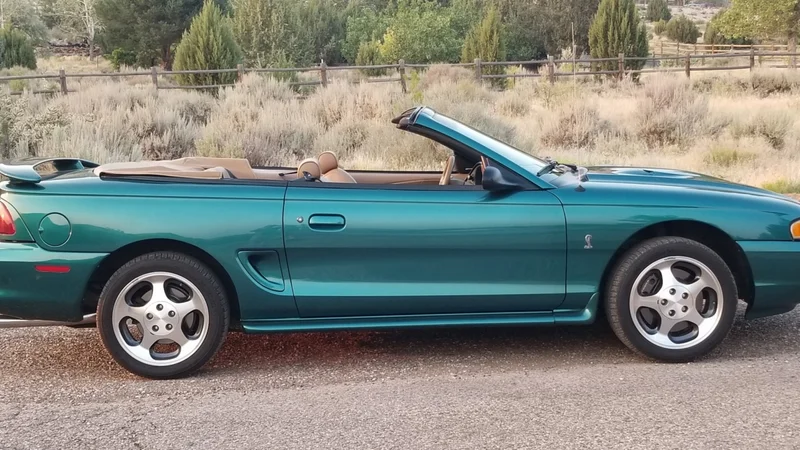 1997 Ford Mustang 3
