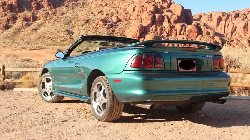 1997 Ford Mustang 4