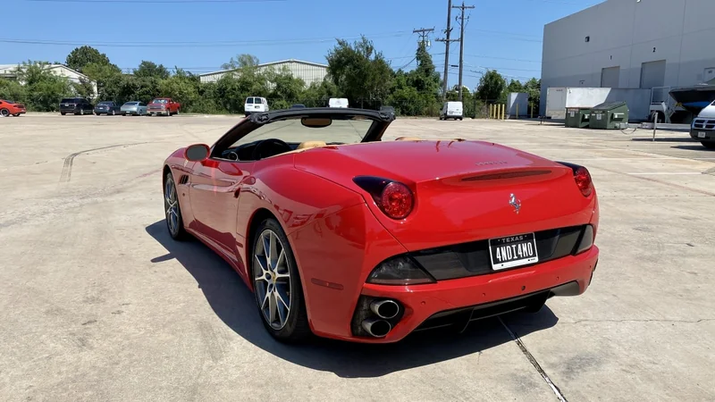 2012 Ferrari California 2