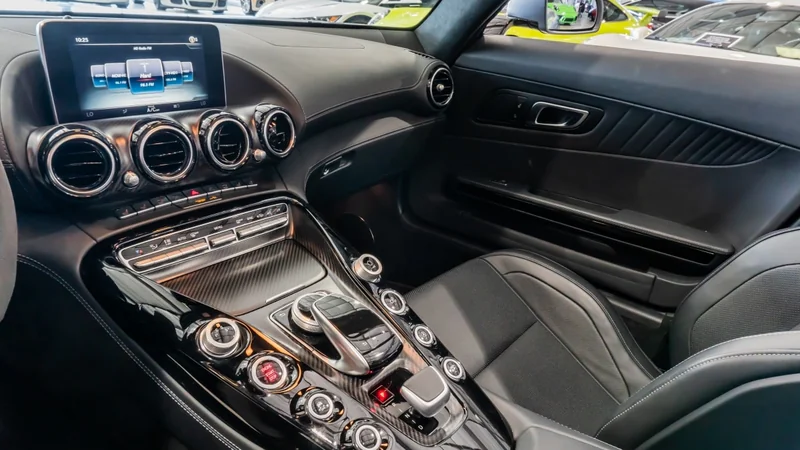 2018 Mercedes-Benz GT 8
