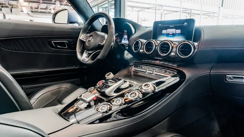 2018 Mercedes-Benz GT 9