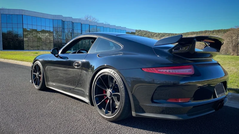 2015 Porsche 911 GT3 2