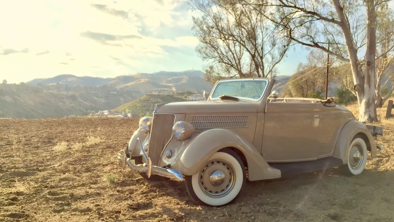 1936 Ford Deluxe 4