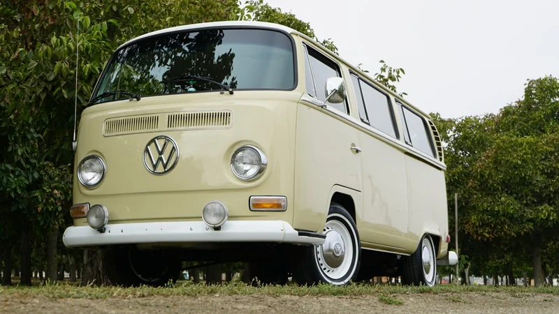 1971 Volkswagen Transporter (Van) 3