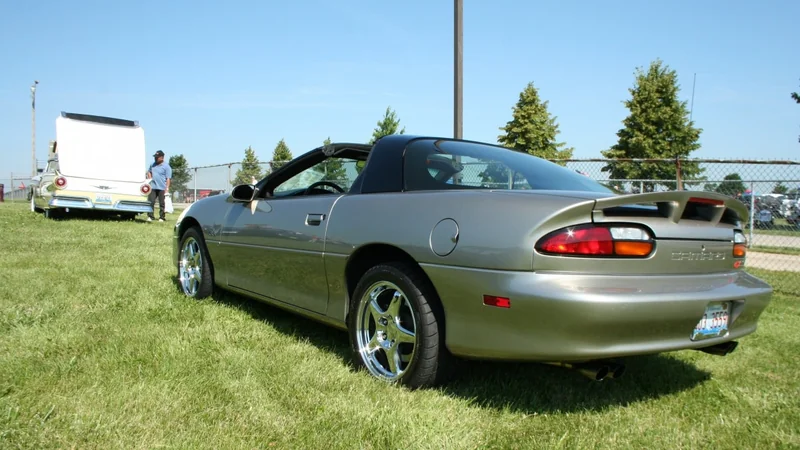 2002 Chevrolet Camaro SS 2