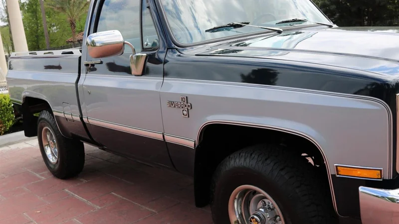 1983 Chevrolet K10 2
