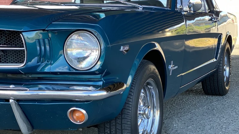 1965 Ford Mustang 4