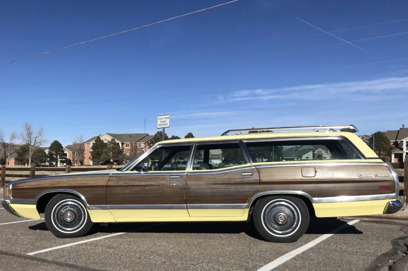 1972 Ford Country Squire 6