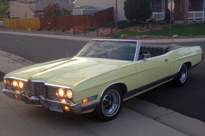 1972 Ford LTD 2