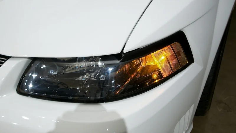 2002 Ford Mustang 8