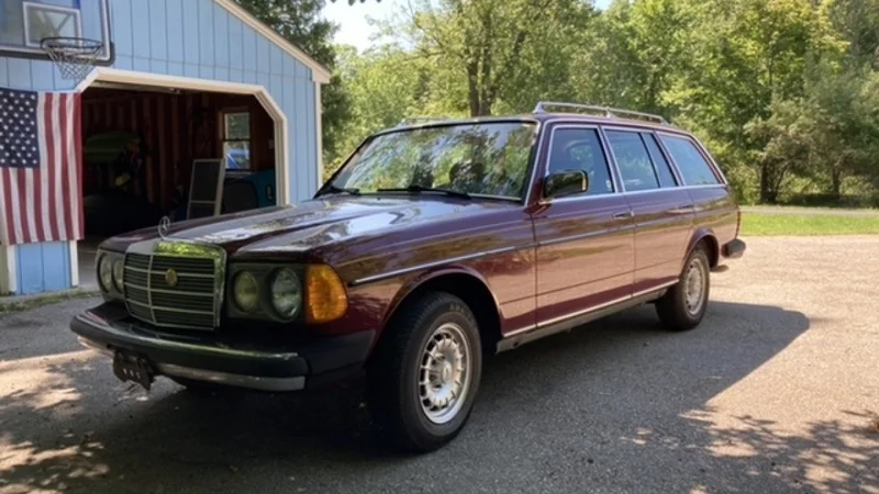 1985 Mercedes-Benz 300 TD wagon 2