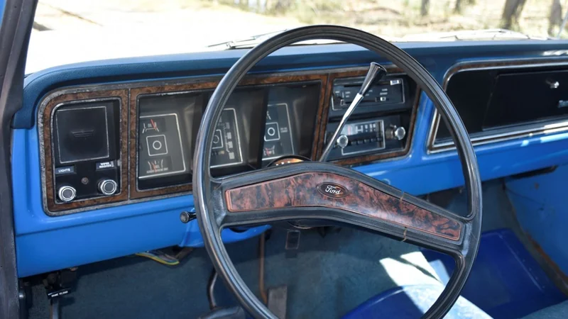 1975 Ford F-100 9