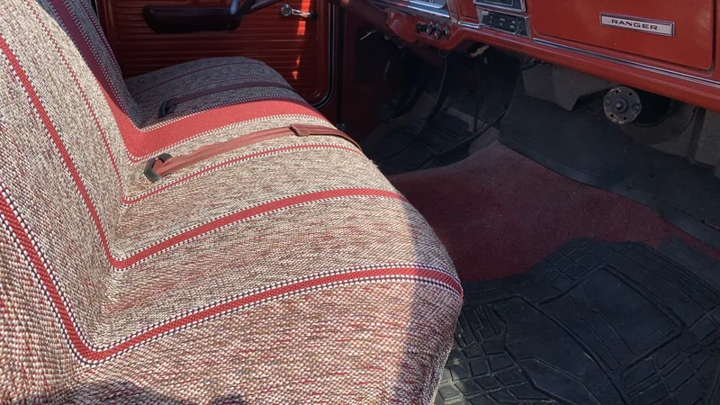 1968 Ford F-100 2