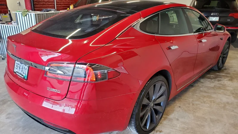 2017 Tesla Model S 4