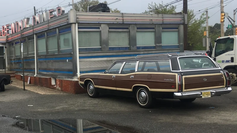 1972 Ford Country Squire in Roselle Park 11
