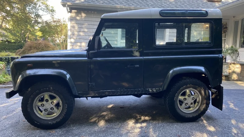 1995 Land Rover Defender 90 (Truck) 2