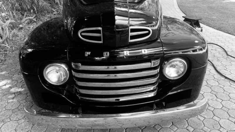 1949 Ford F-1 3