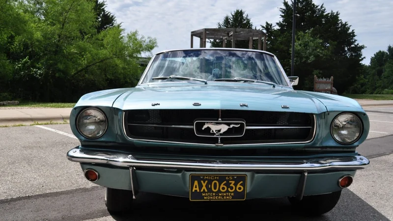 1965 Ford Mustang 8