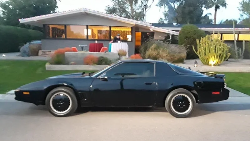 1989 Pontiac KITT Replica 2