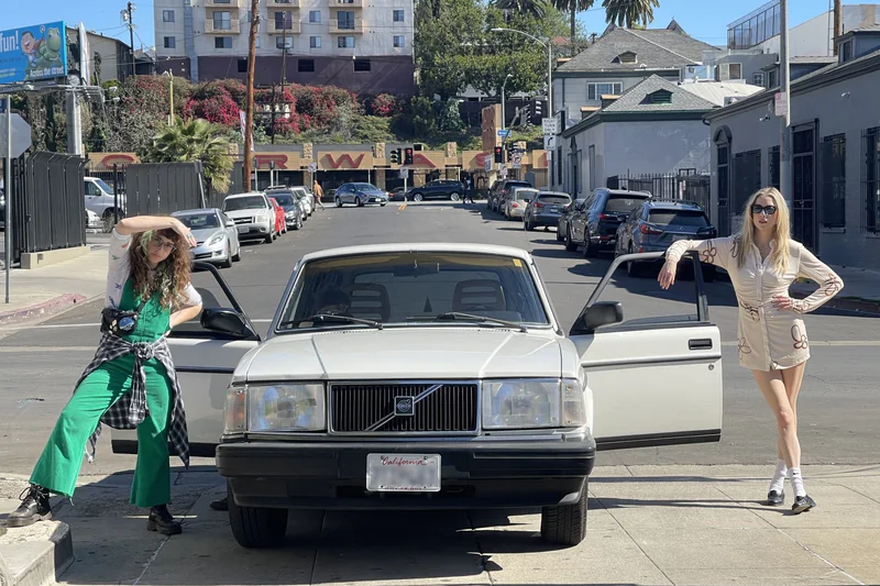 1988 Volvo 240DL 12