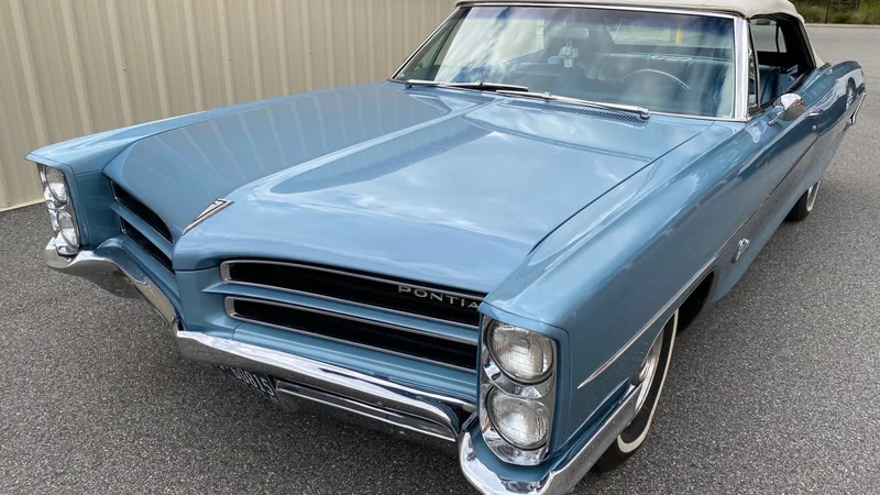 1966 Pontiac Catalina 4