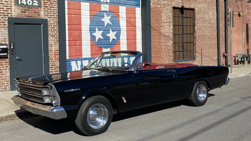 1966 Ford Galaxie 500 2