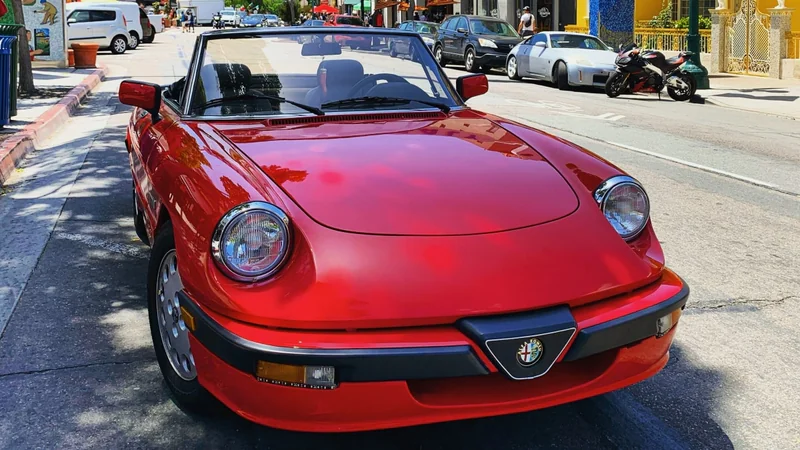 1989 Alfa Romeo Spider 4