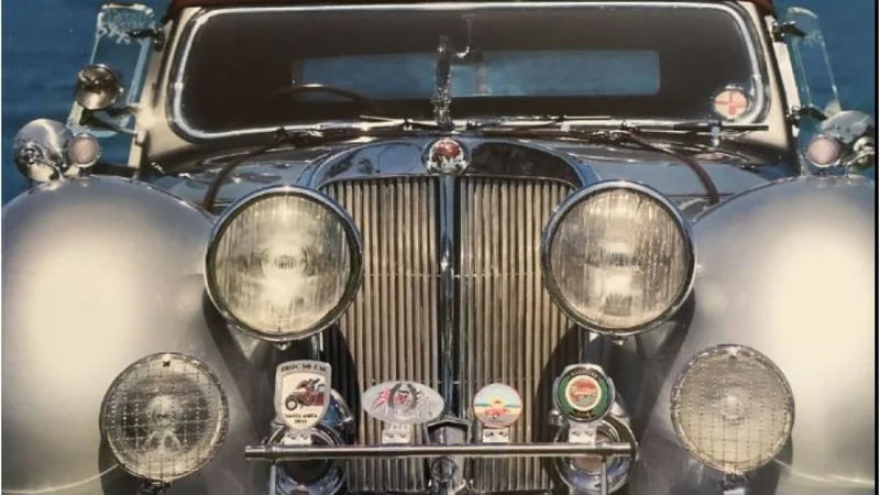 1947 Triumph 1800 roadster 3
