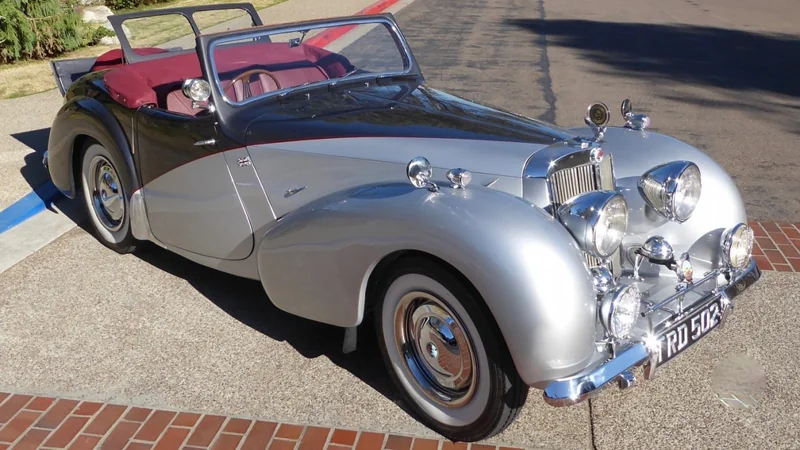 1947 Triumph 1800 roadster 2