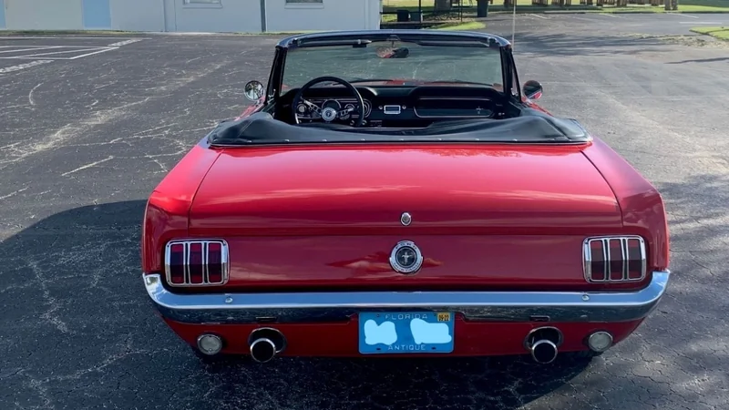 1965 Ford Mustang 12