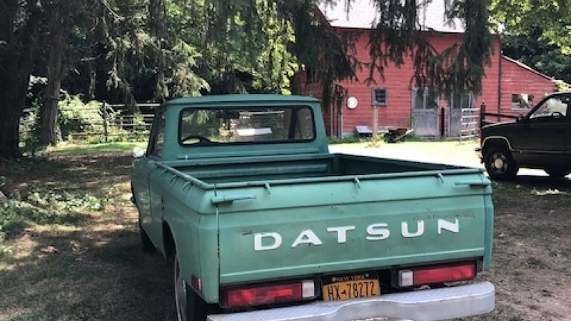 1972 Datsun 1600 Pickup 5