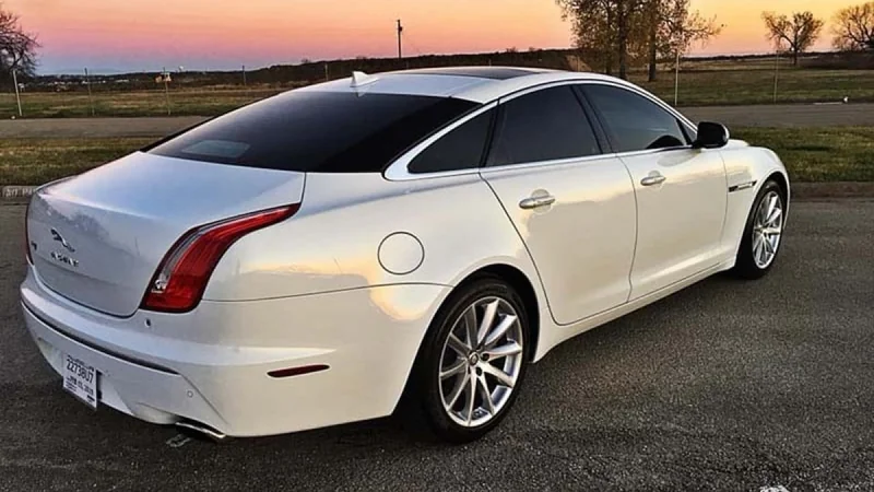 2013 Jaguar XJ 4