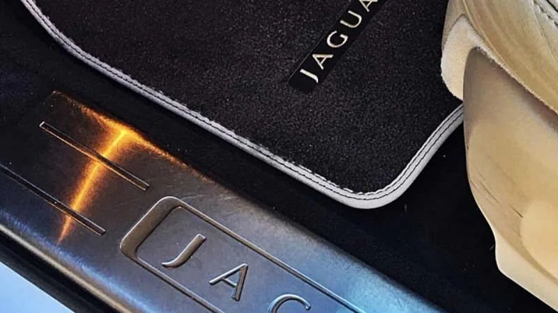 2013 Jaguar XJ 6