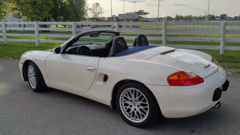 2000 Porsche Boxster 2