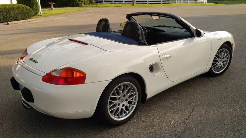 2000 Porsche Boxster 4